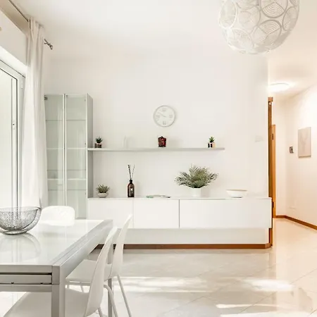 - La Tua Casa Con I Migliori Comfort *